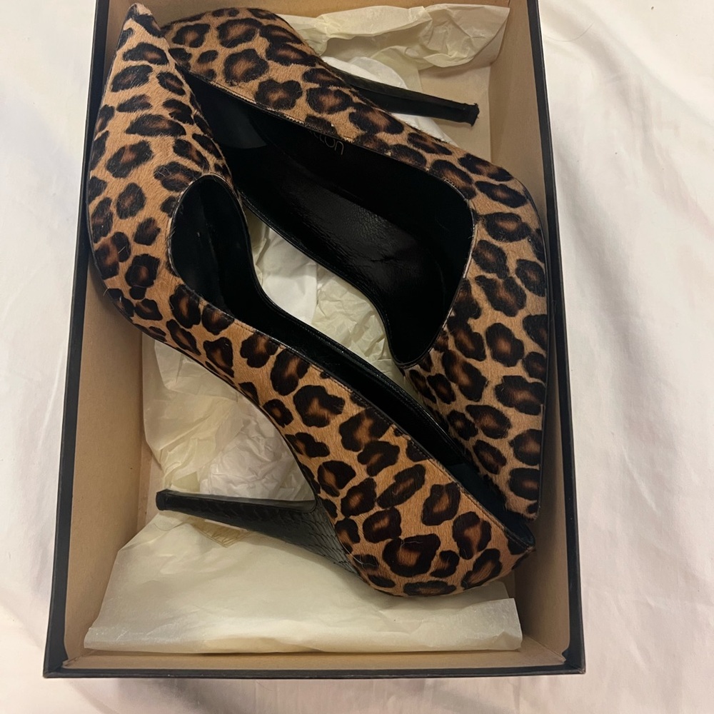 Tamara Mellon Leopard Print Heels